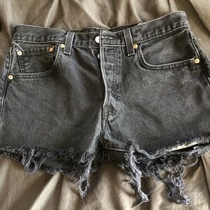 Levi black shorts